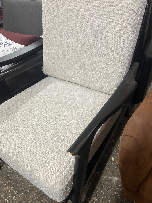 Elements maddox accent chair (S210) COLLECTION ONLY!