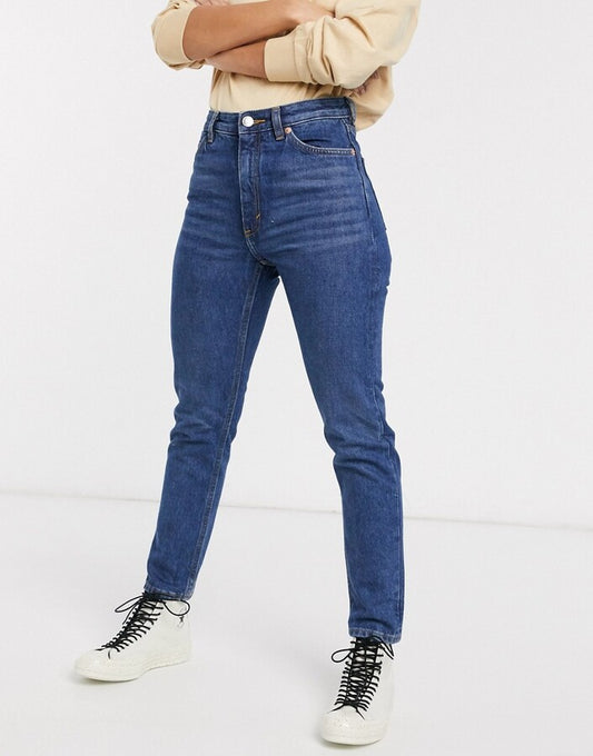 Monki mom jeans in dark blue W25  (S38) (M)