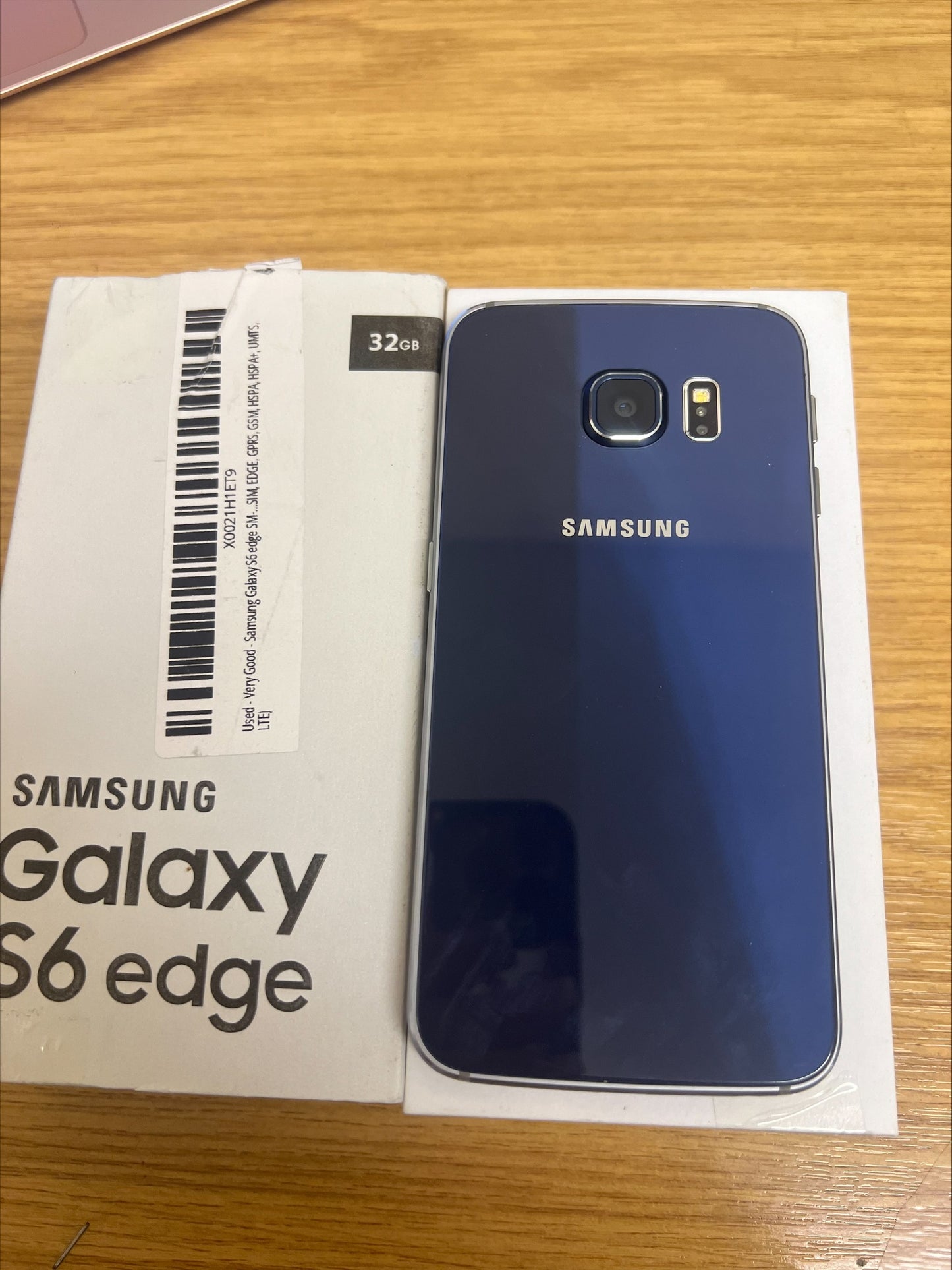 Samsung Galaxy S6 Edge 32GB Black Sapphire Very Good Like New R461** (T)