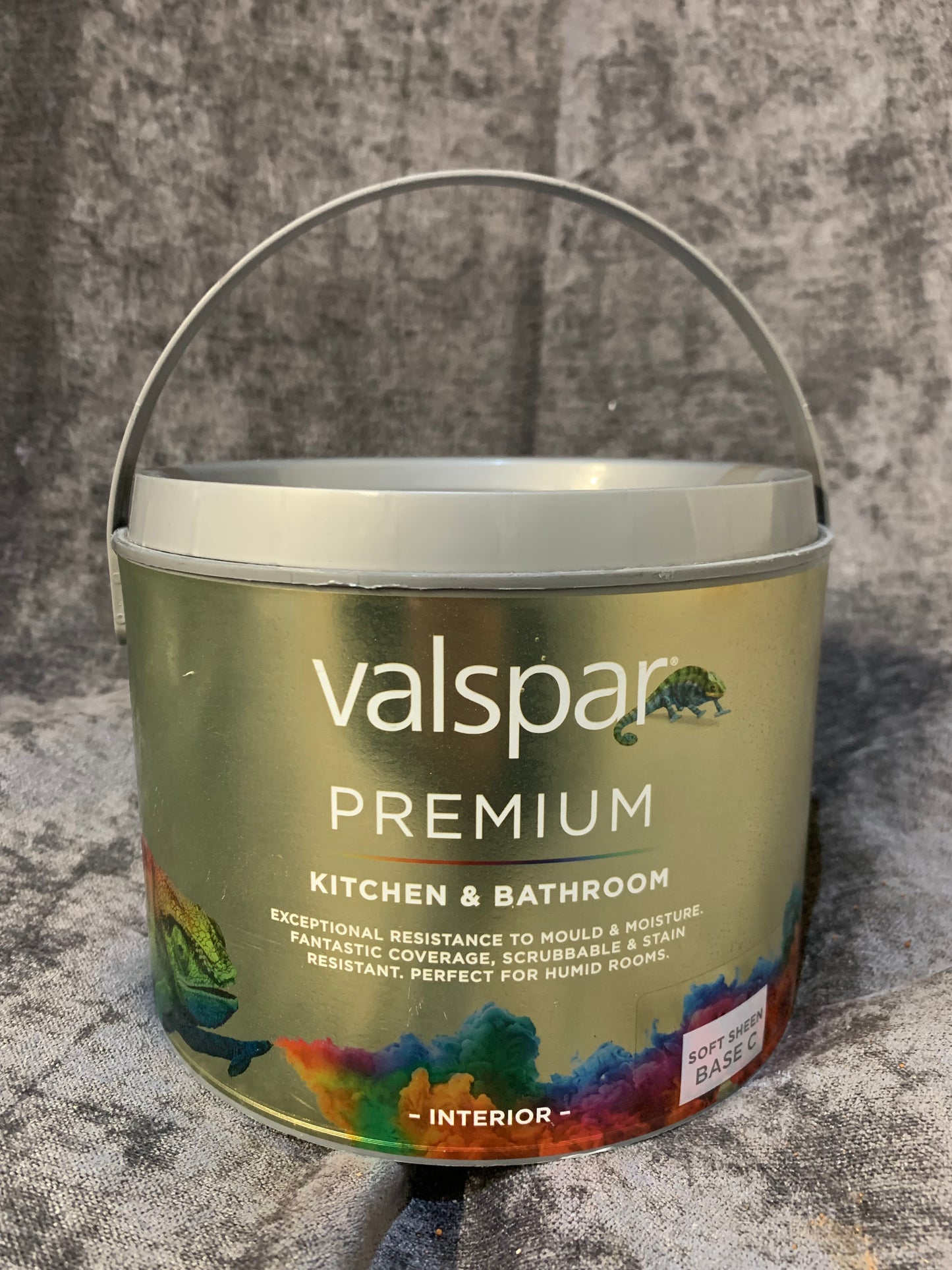 Valspar Premium Kitchen & Bathroom soft sheen BASE C, 2.5L tub (E16) D*