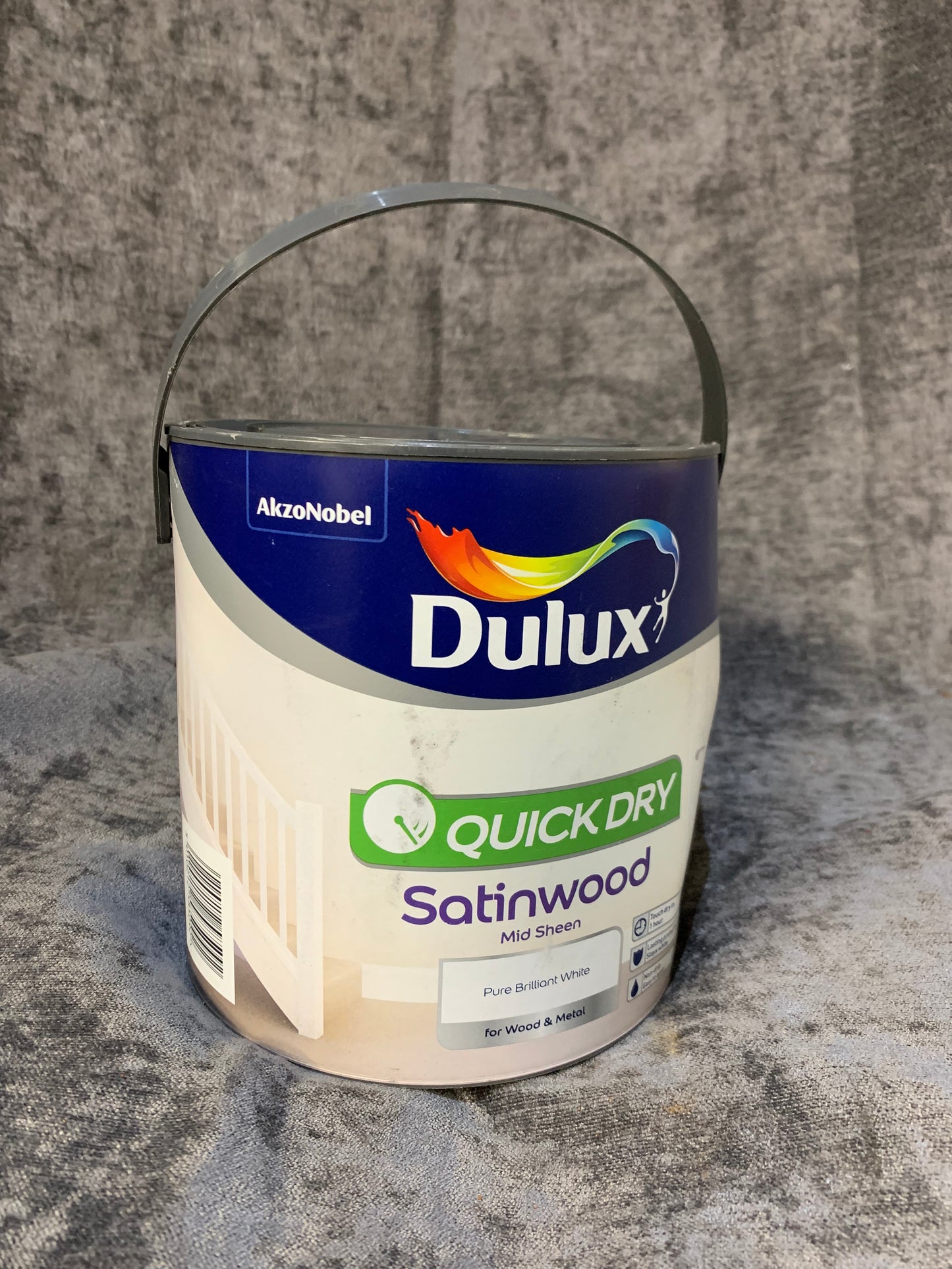 Dulux Quick dry Pure brilliant white Satinwood Metal & wood paint, 2.5L (E21) D*