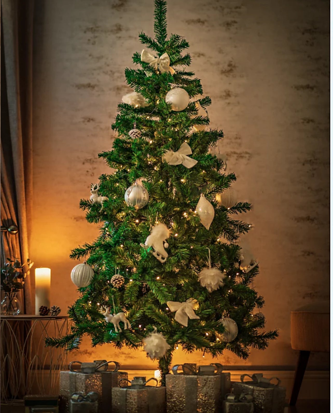 6ft Artificial Colorado Spruce Christmas Tree (R410) [Room 2]