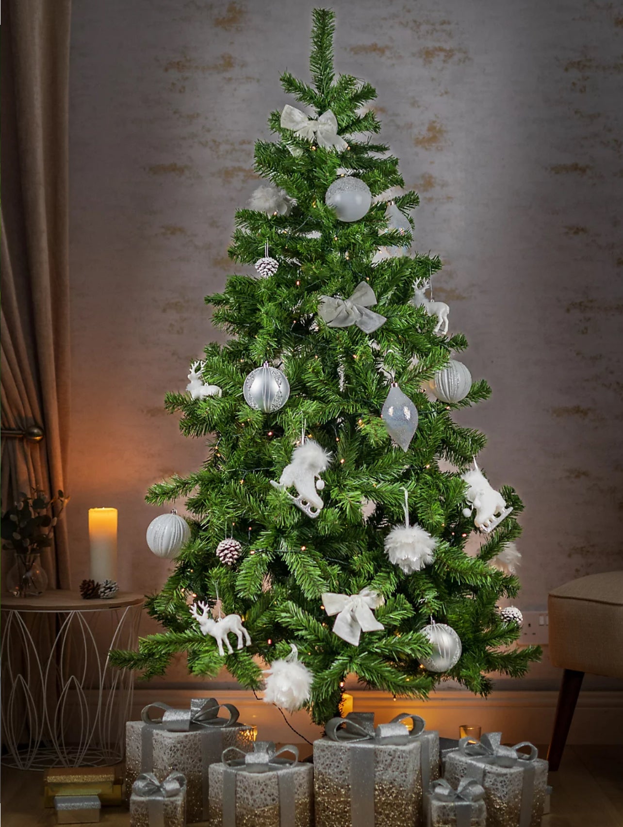 6ft Artificial Colorado Spruce Christmas Tree (R410) [Room 2]