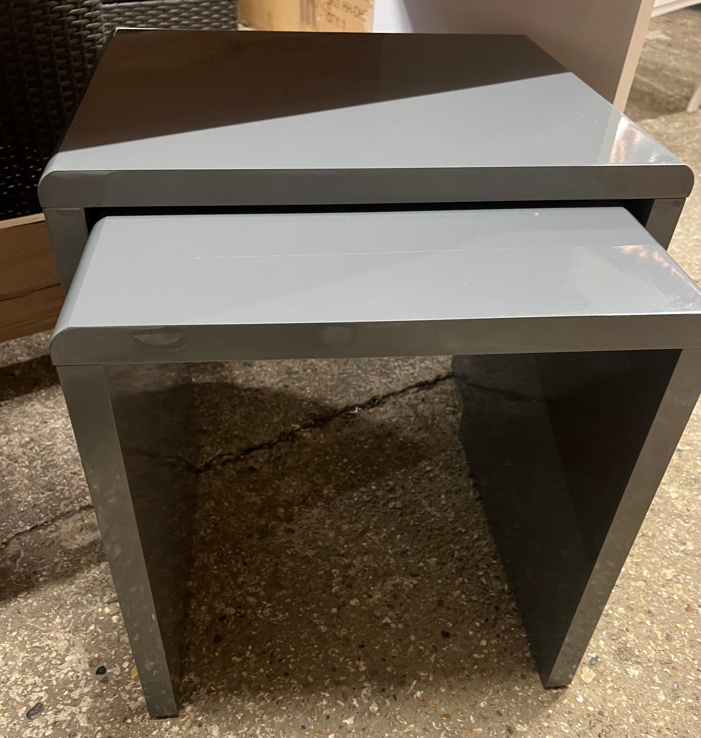 Nest Of 2 Grey Gloss Coffee Tables (R356) (R2)