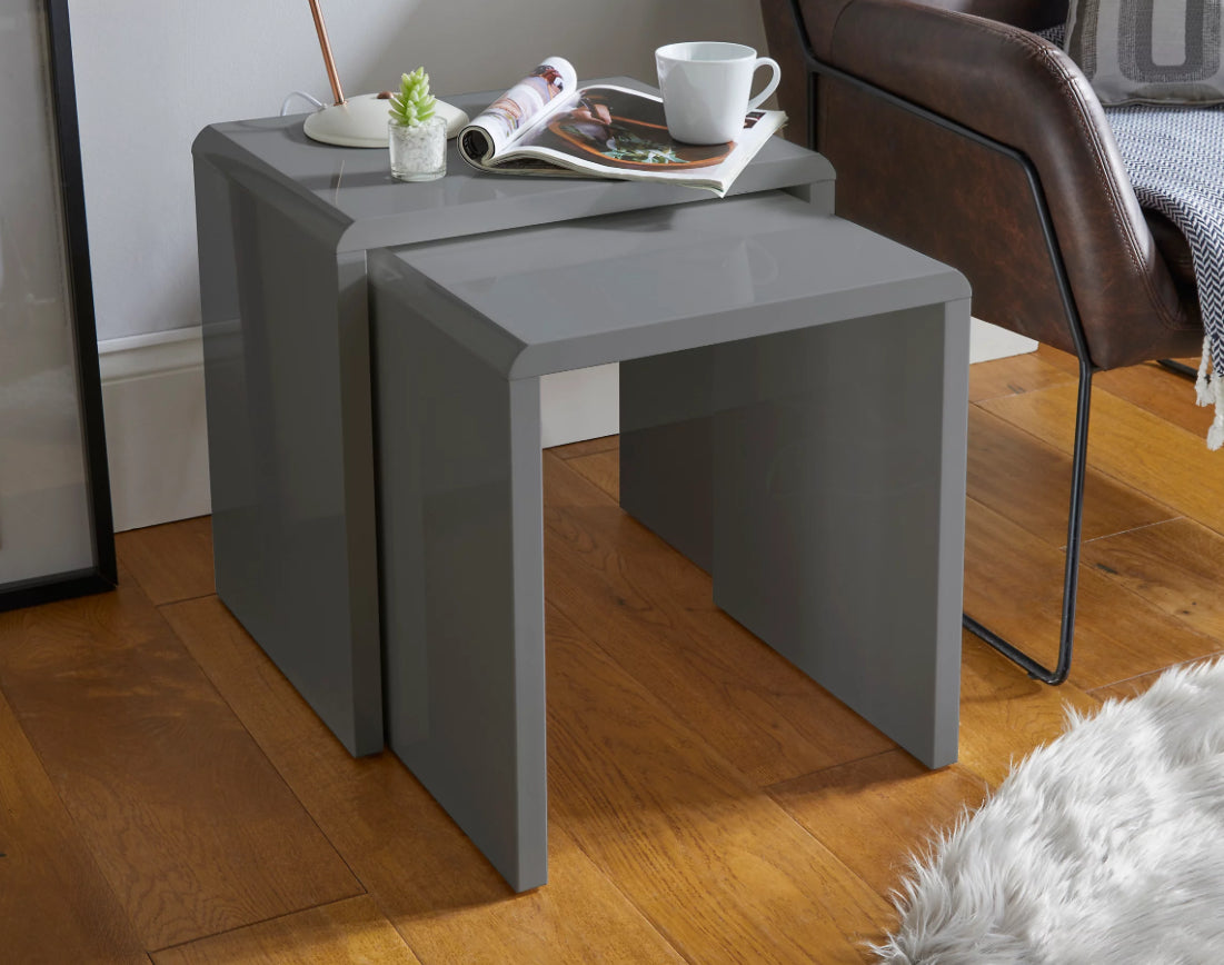 Nest Of 2 Grey Gloss Coffee Tables (R356) (R2)