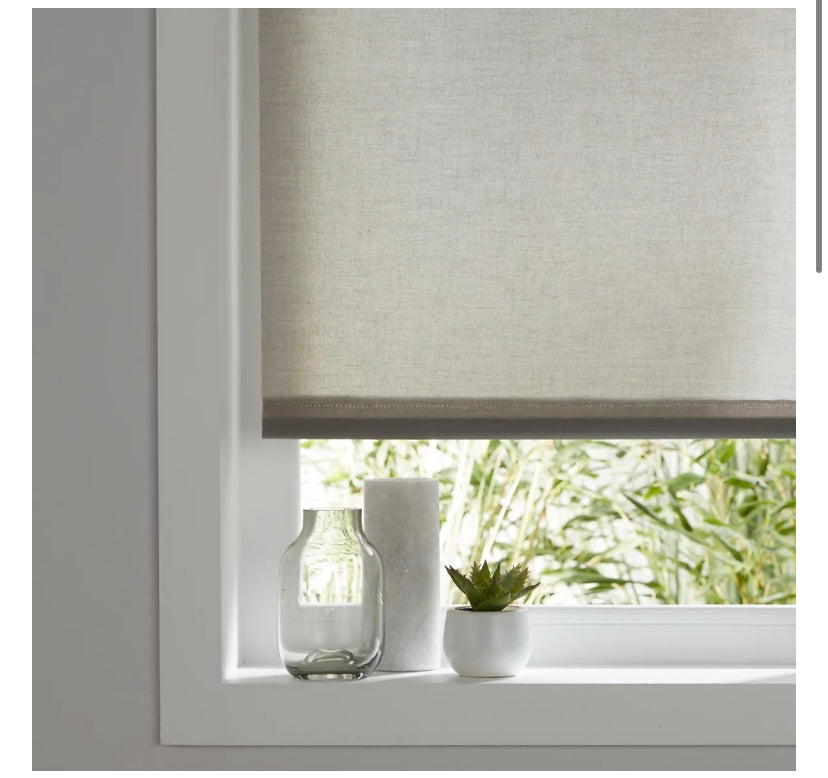 Halo Corded Grey Plain Daylight Roller Blind (W)180cm (L)180cm (S757)