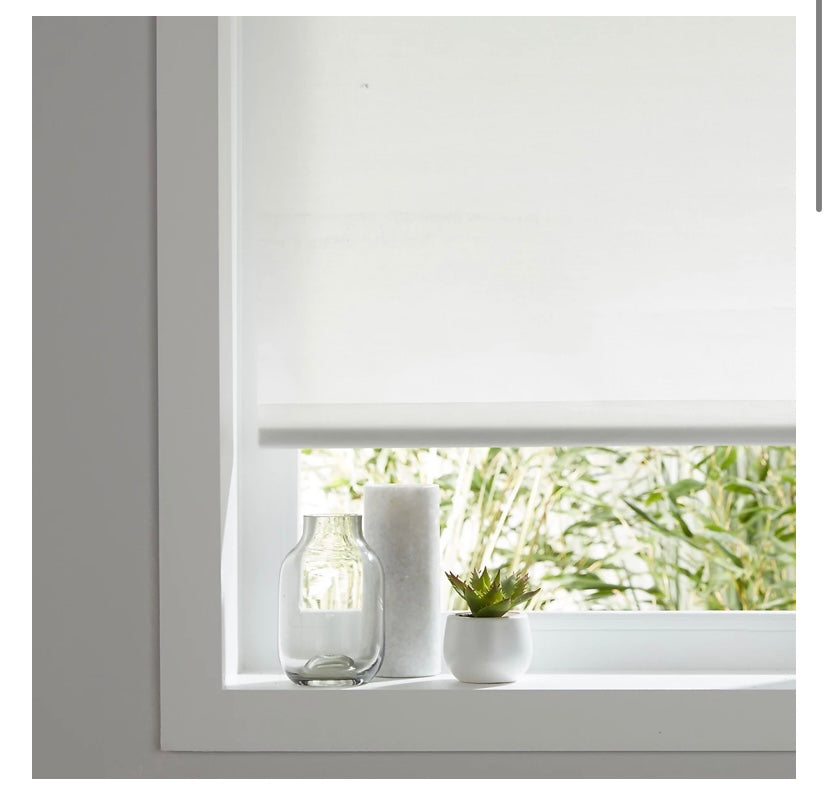 Halo Corded White Plain Daylight Roller Blind (W)180cm (L)180cm (S759)