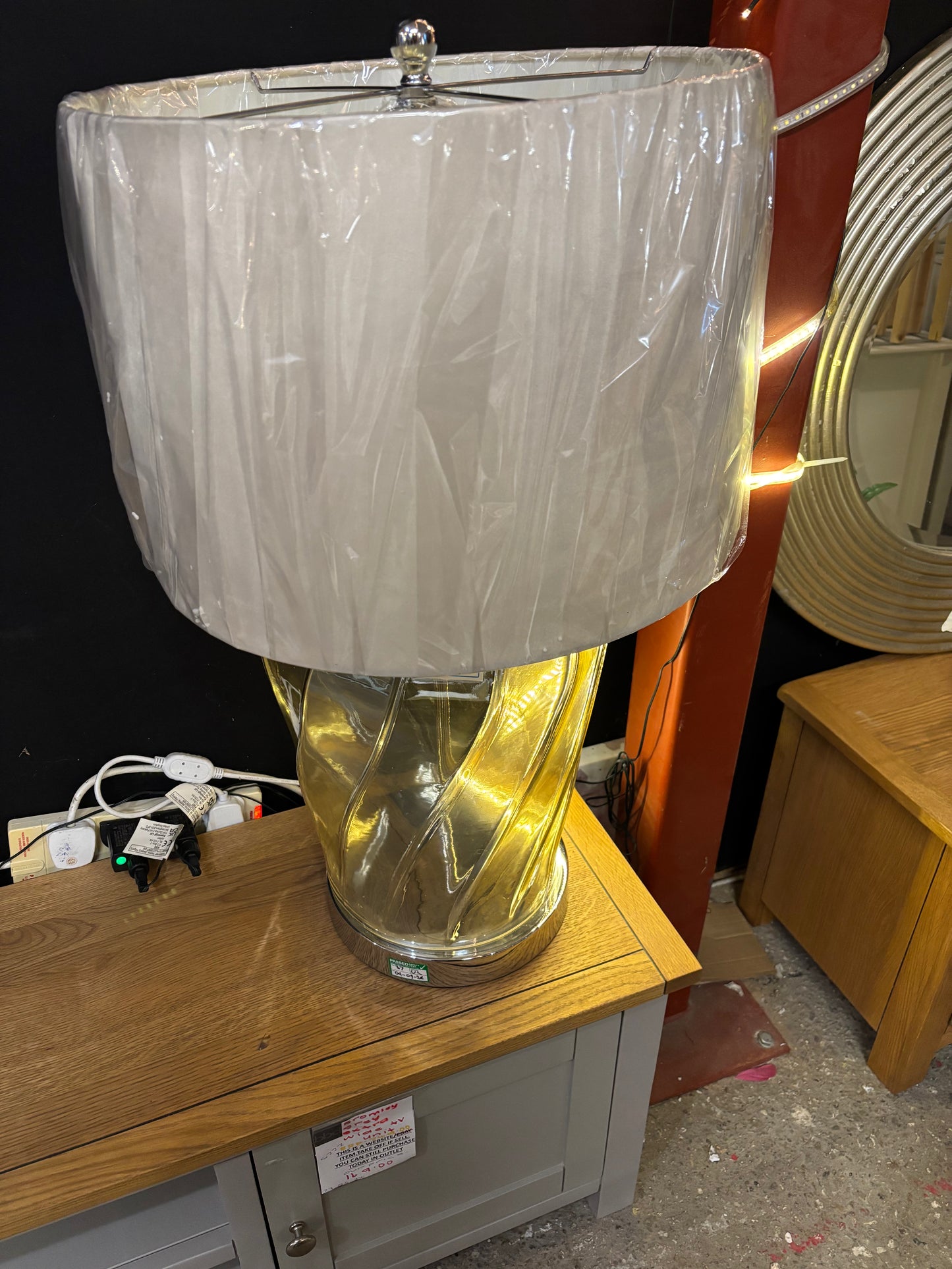 Ambassador Metallic Lamp with Velvet Shade - Glass - L45 x W45 x H80 cm (S640)