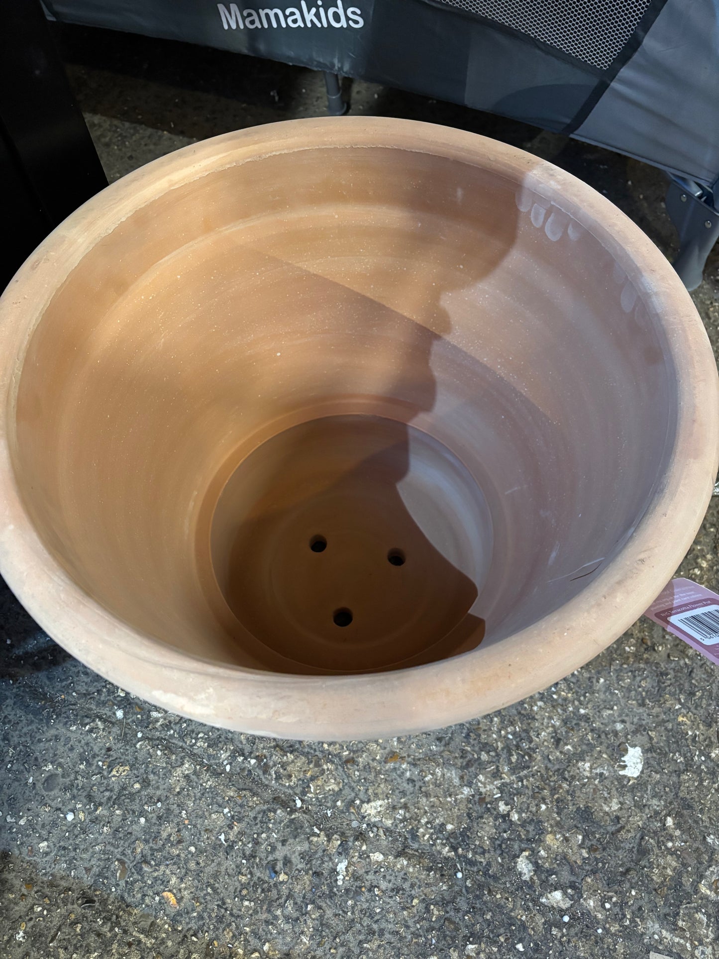 RHS terracotta flower pot (S654)