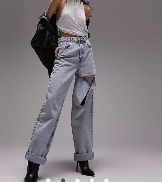 Topshop oversized Mom jeans with rip in bleach UK 10  (S29) (M)