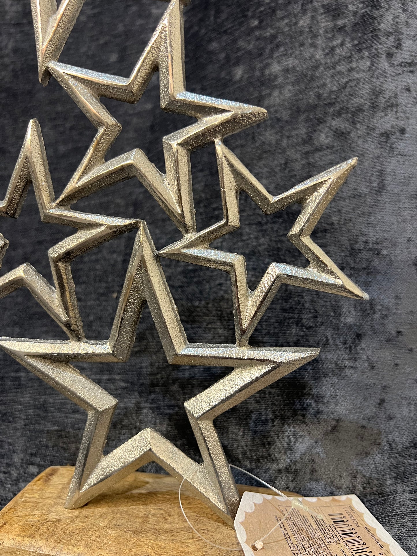 Silver Metal Stars On Wood Plinth (R398) (Room1)