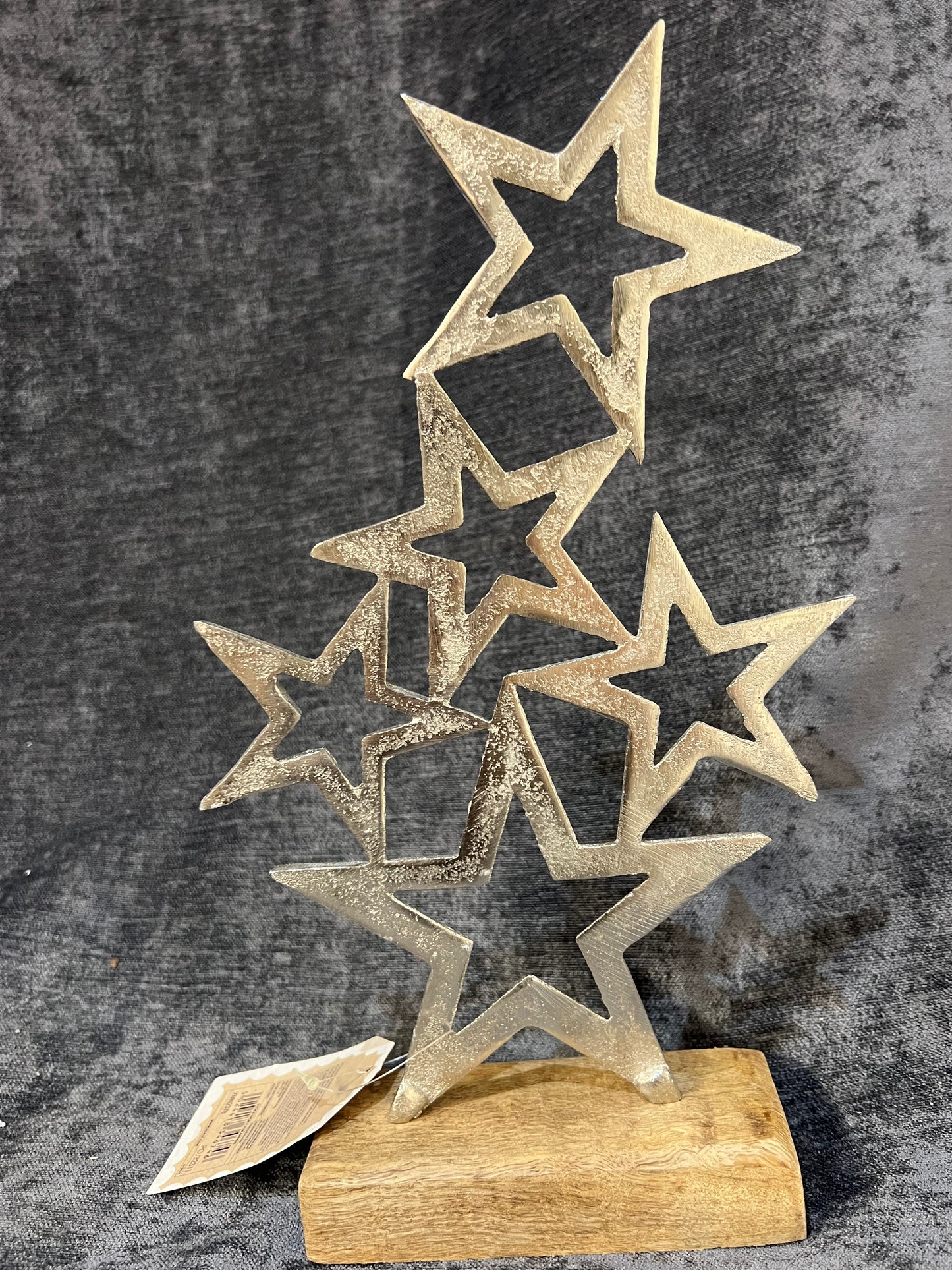 Silver Metal Stars On Wood Plinth (R398) (Room1)