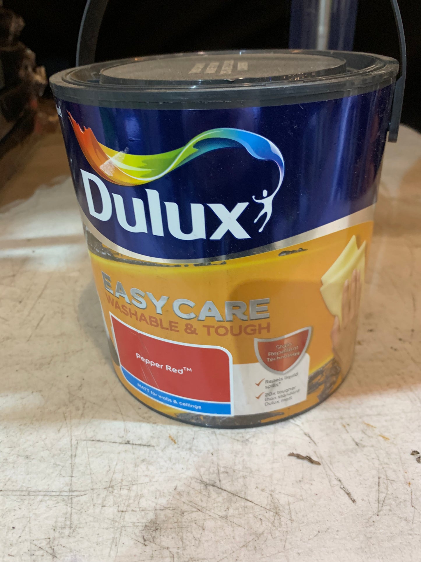 Dulux Easycare Pepper red Matt Emulsion paint, 2.5L (S450)