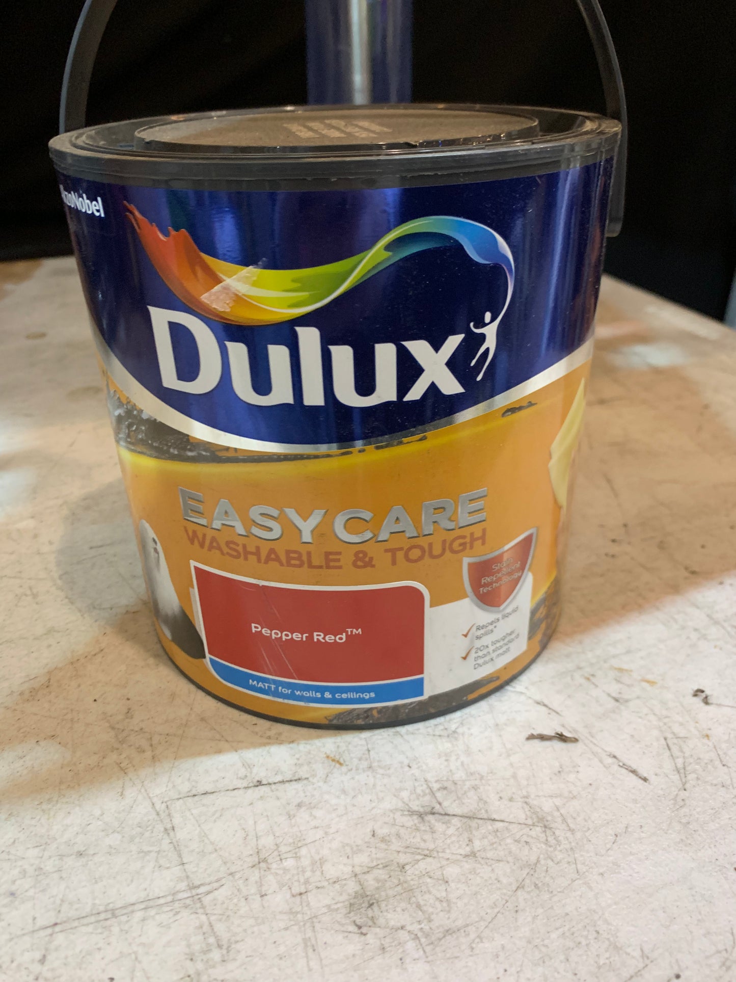 Dulux Easycare Pepper red Matt Emulsion paint, 2.5L (S450)