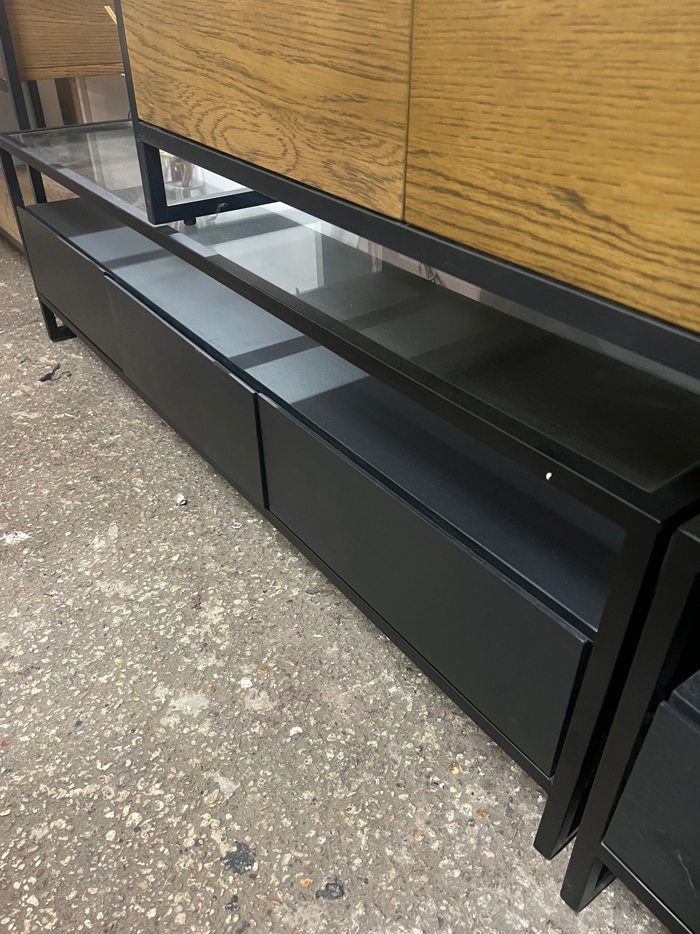 Dillon Black Extra Wide TV Stand Black (R215)