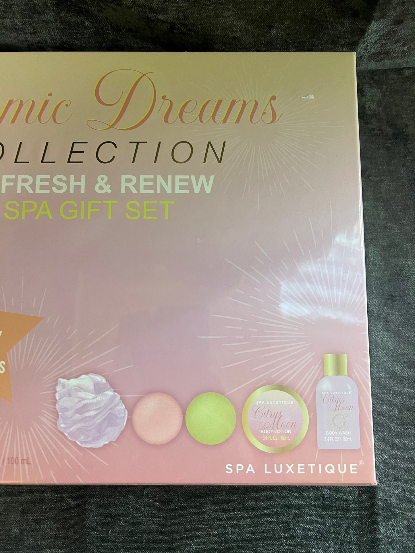 Cosmic Dreams Collection Refresh & Renew Spa Gift Set