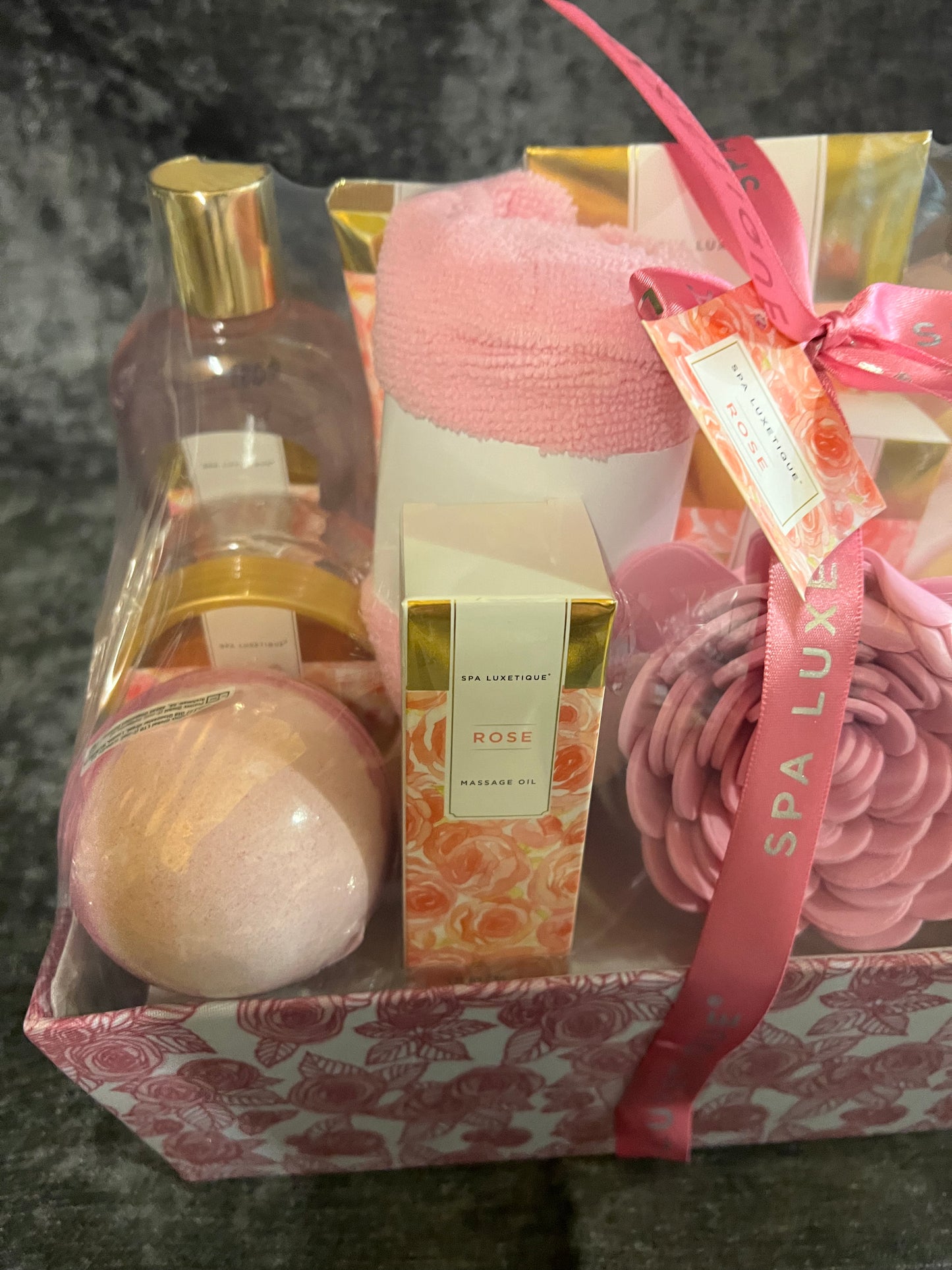 Rose Spa Luxetique Spa Gift Set