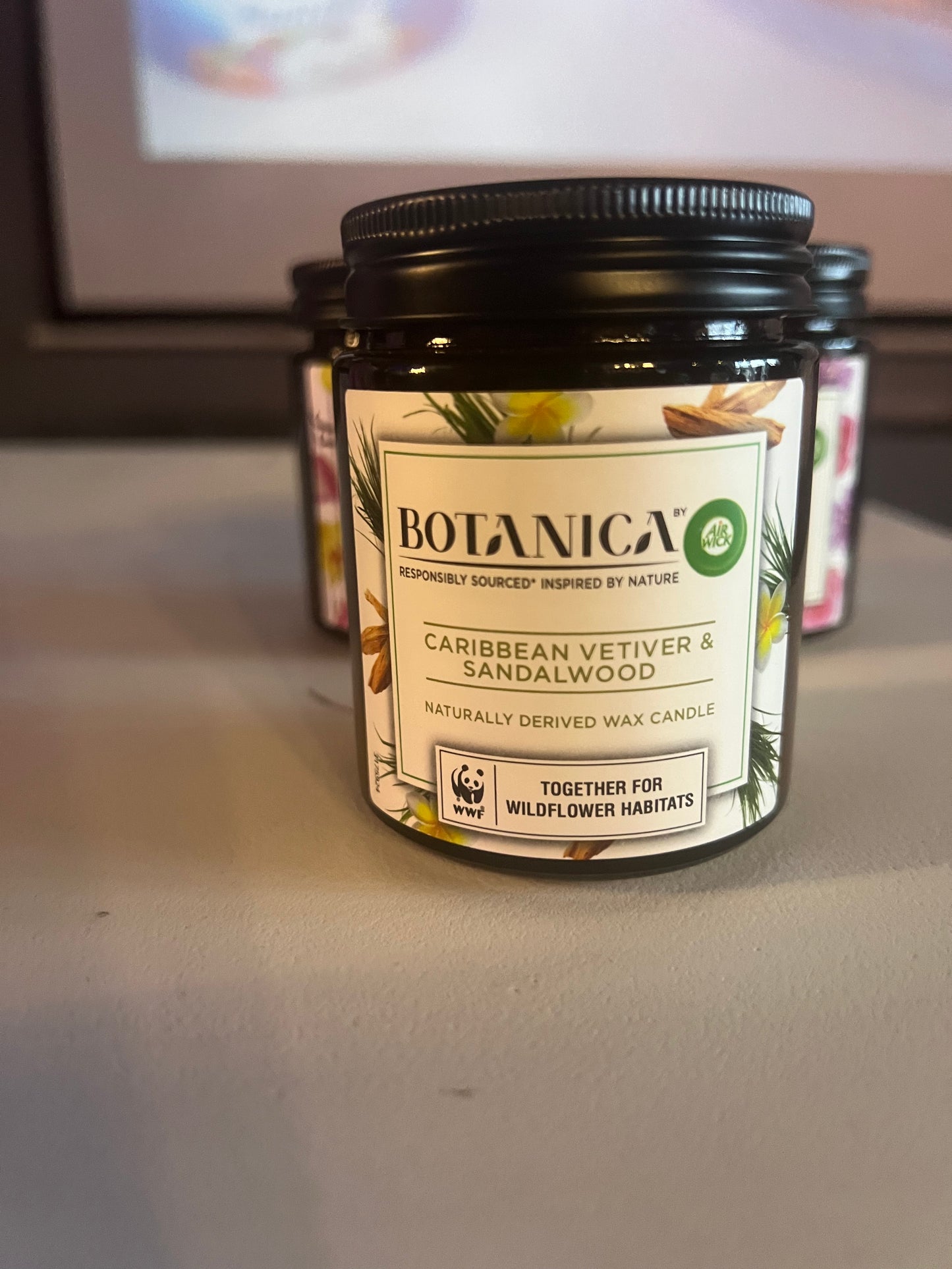 Botanica Airwick Set of 3 Candles in Glass Jar 120g per Candle BRAND NEW RRP £12.99 per candle!