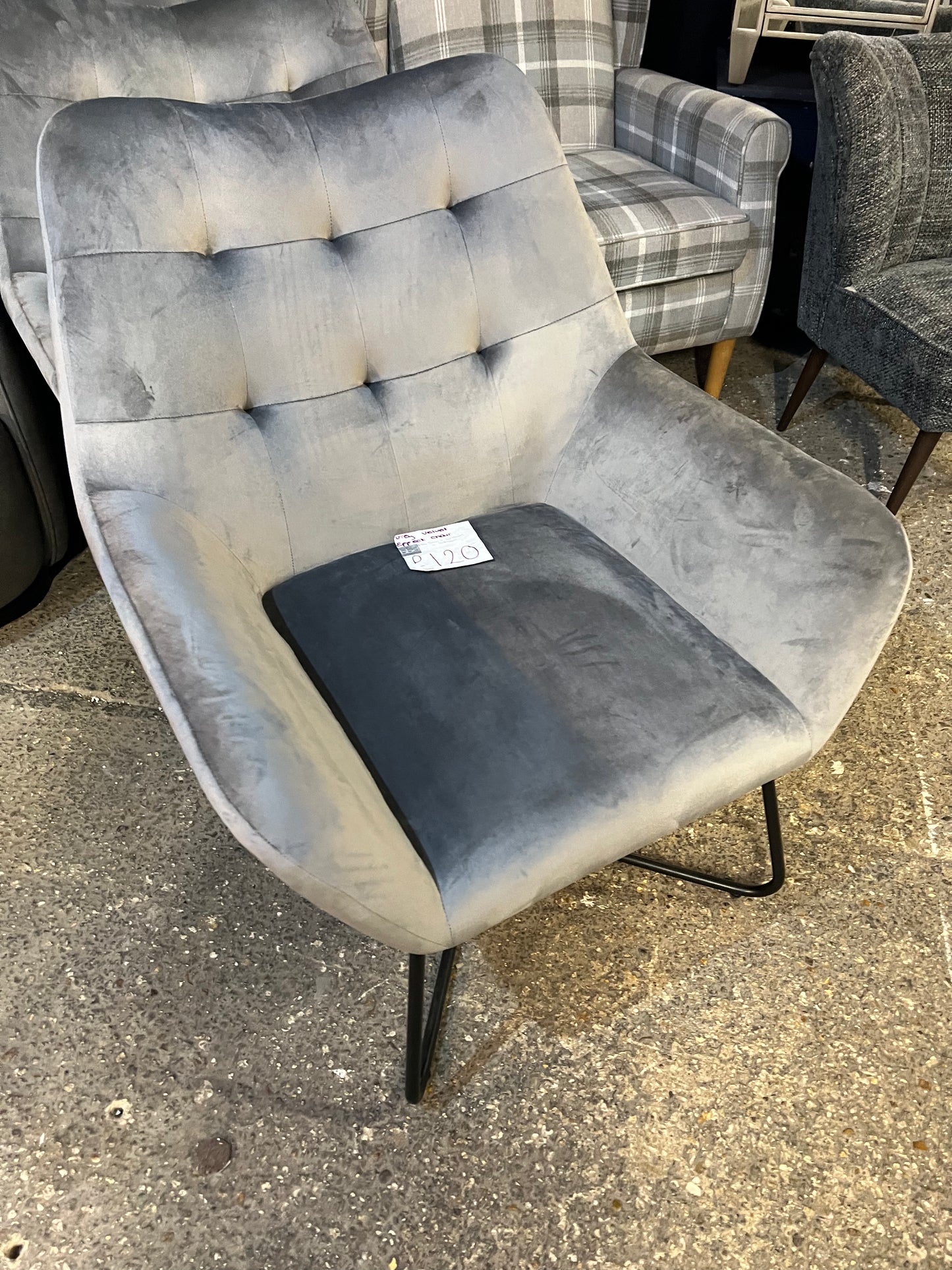 Turio Light Grey Velvet effect Chair (H)865mm (W)750mm (D)800mm