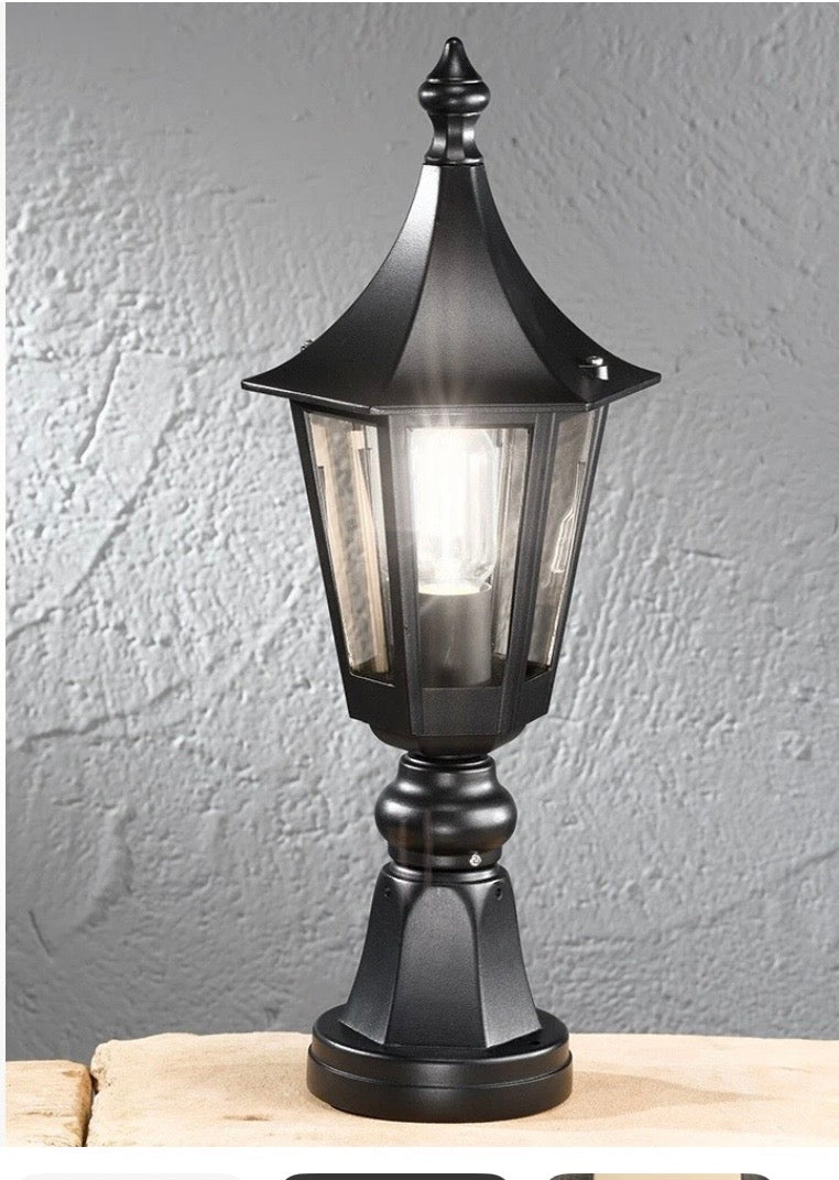 80Franklin L1604-1 Boulevard Pedestal Lamp (X) (S1044*)
