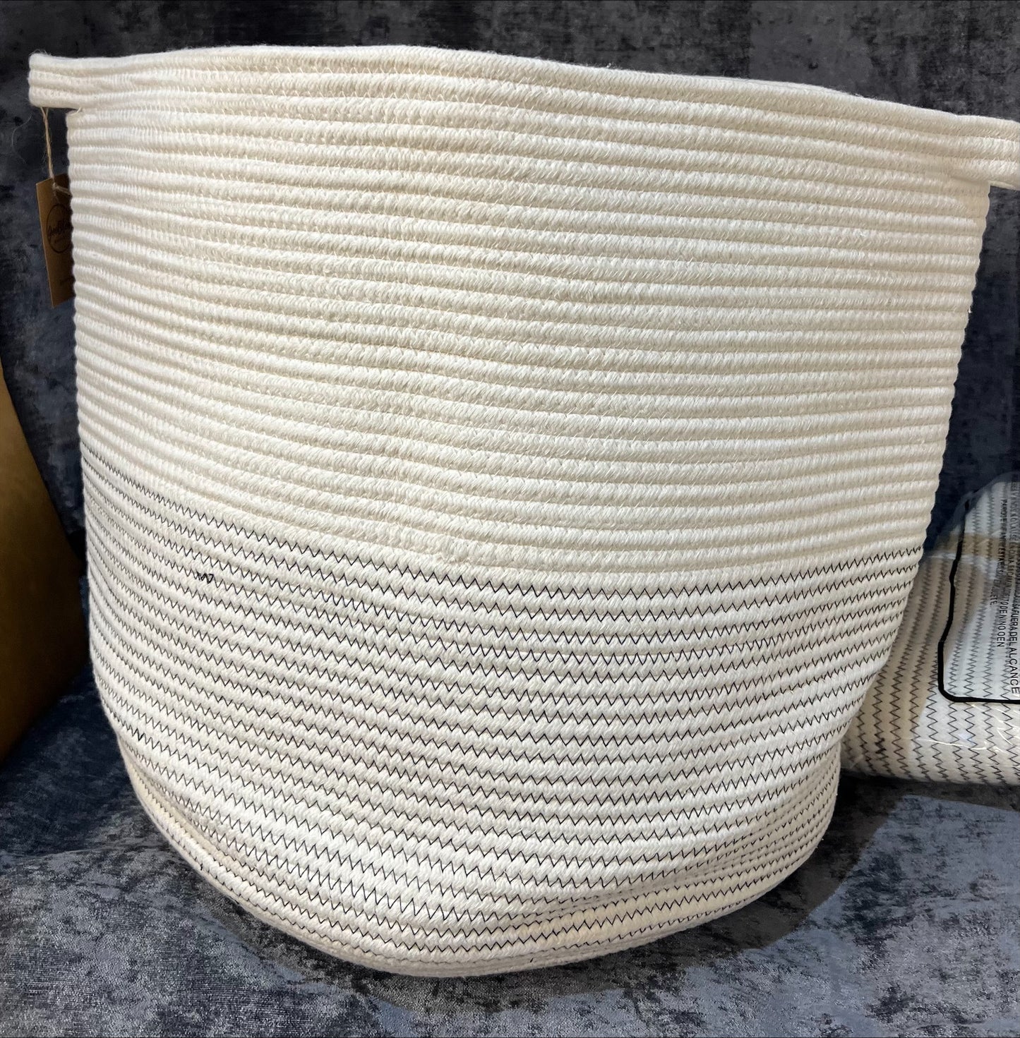 GooBloo XL Cotton Rope Woven Basket 46 x 41 cm (R75)