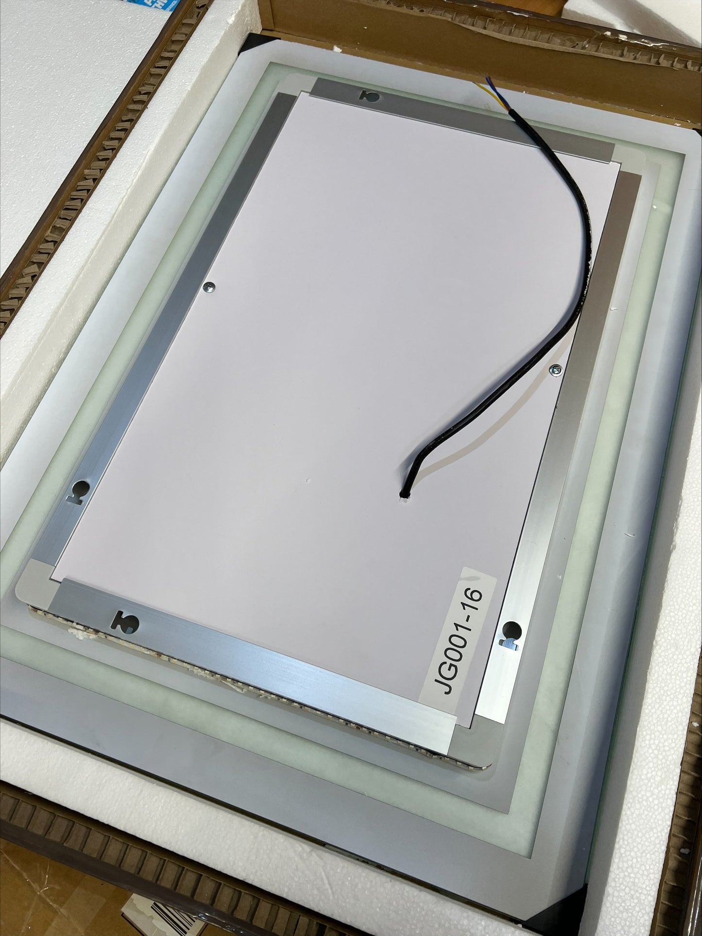 Bathroom LED Mirror J-HDS1316 700x500x33mm (R176)