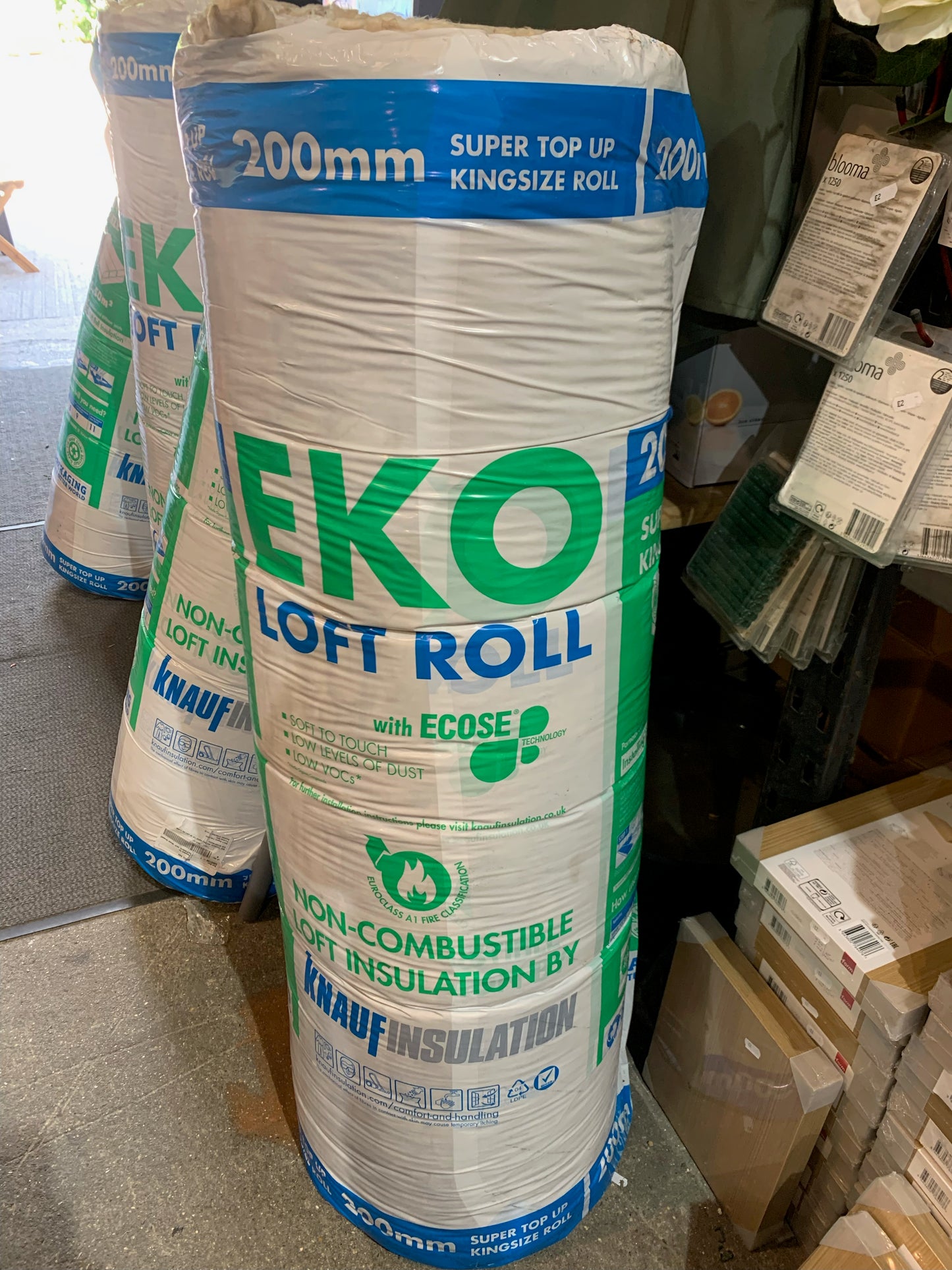 Knauf Eko Roll Loft insulation roll, (L)4.83m (W)1.14m (T)200mm (S324)