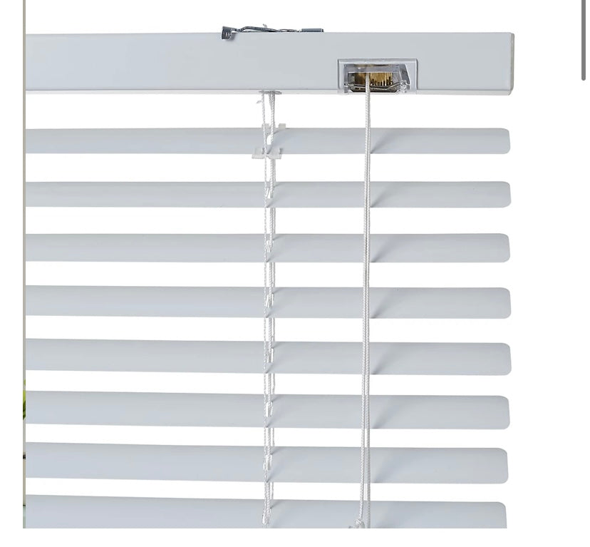 Studio White Aluminium Venetian Blind (W)120cm (L)180cm Studio White (S866)