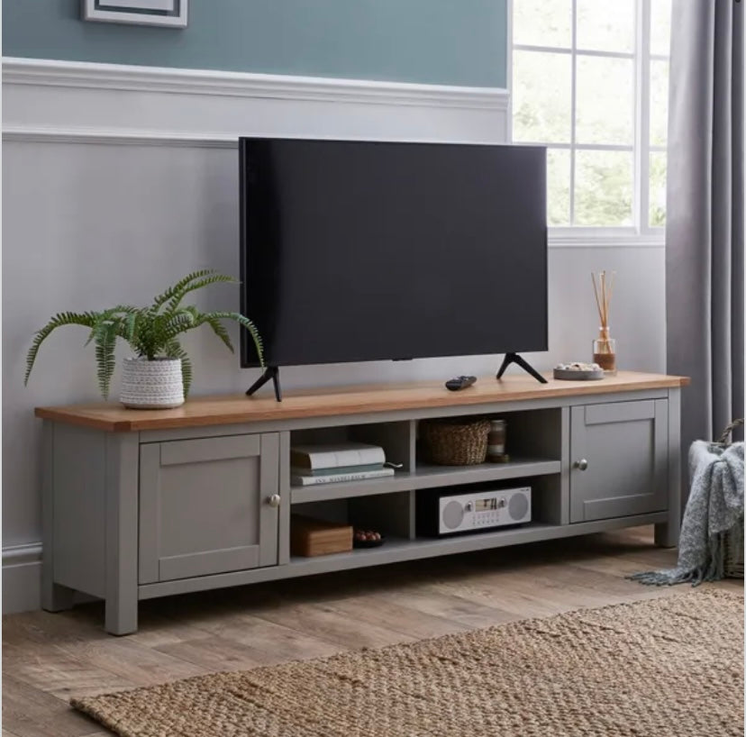 Bromley Extra Wide TV Unit (S320)