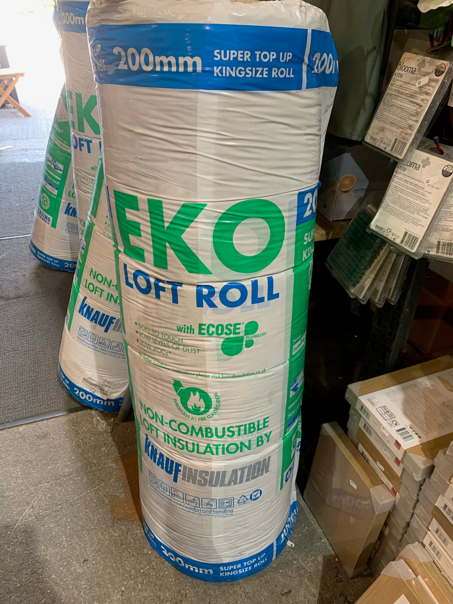 Knauf Eko Roll Loft insulation roll, (L)4.83m (W)1.14m (T)200mm (S324)