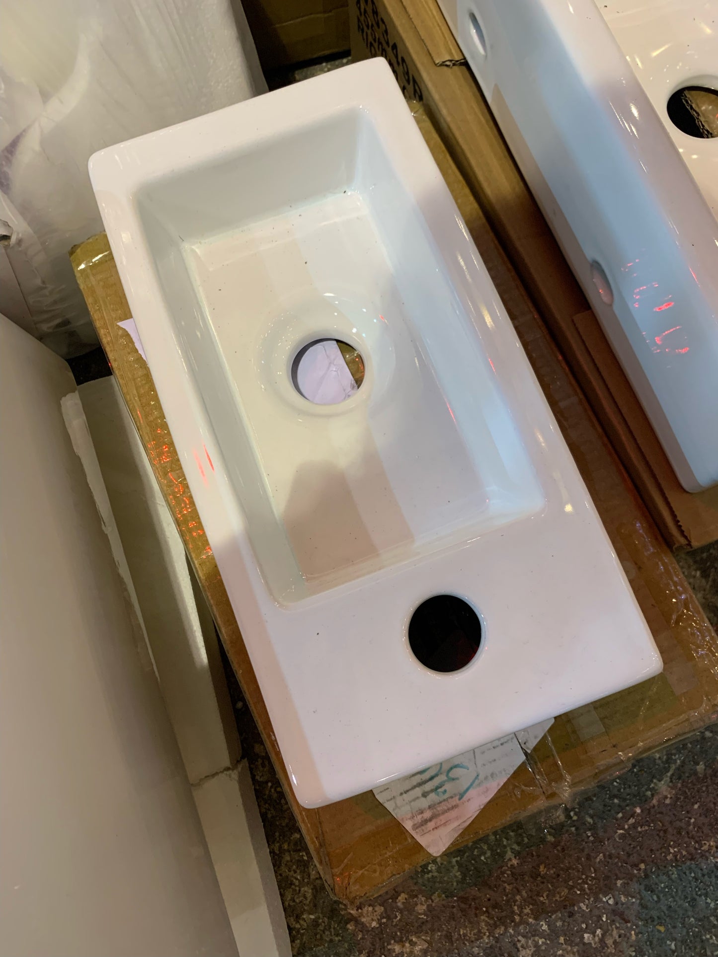 Small wall hung ceramic basin sink white (S140)