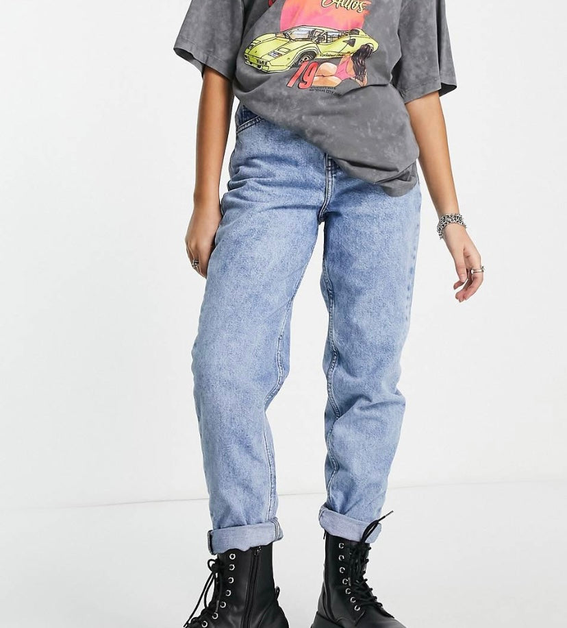 Petite high rise 'original' mom jeans in lightwash W34 L30 (S54) (M)