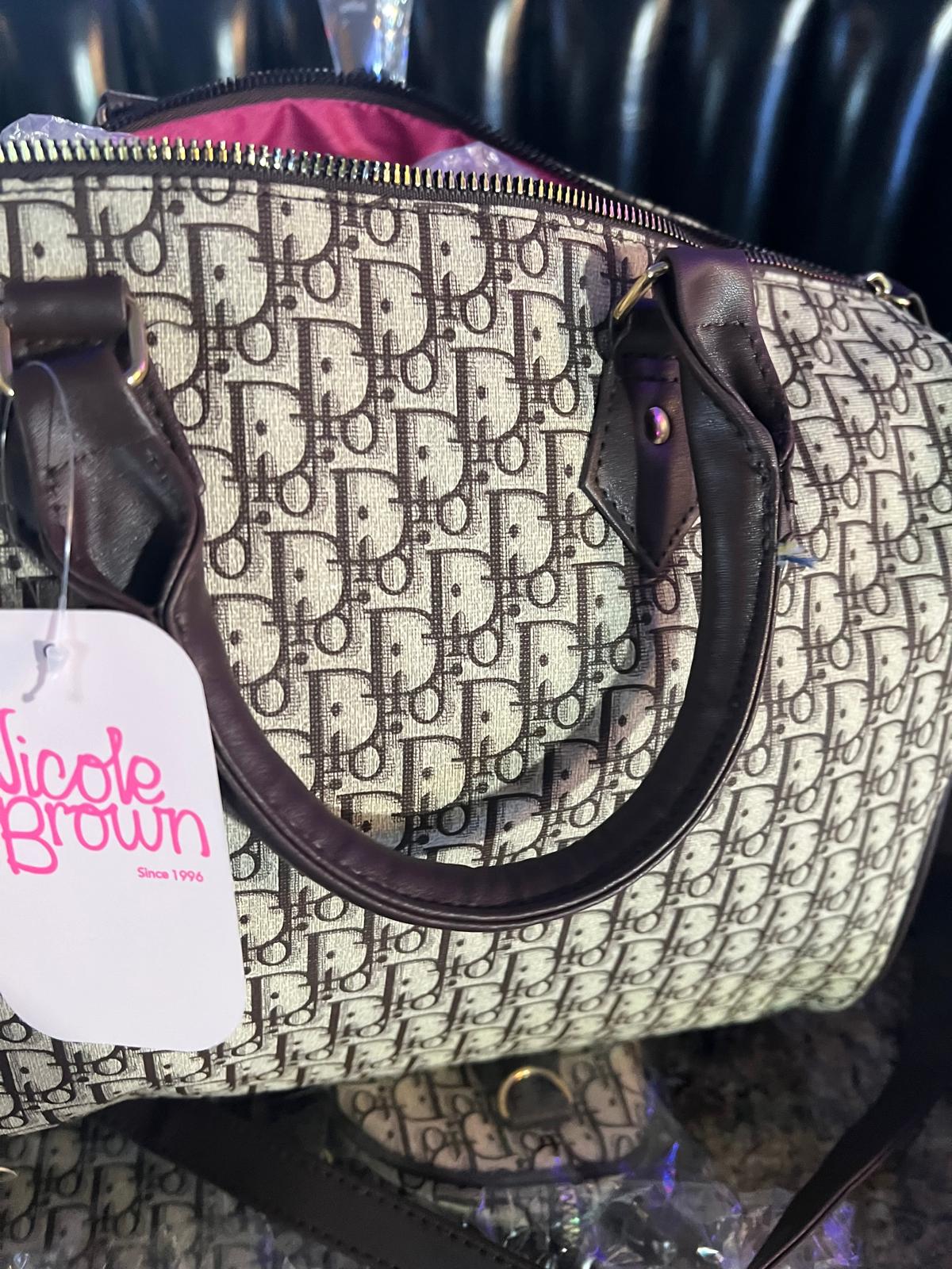 Nicole Brown D10 With Cerise Pink Lined Inside And Shoulder Strap Handbag (B6)