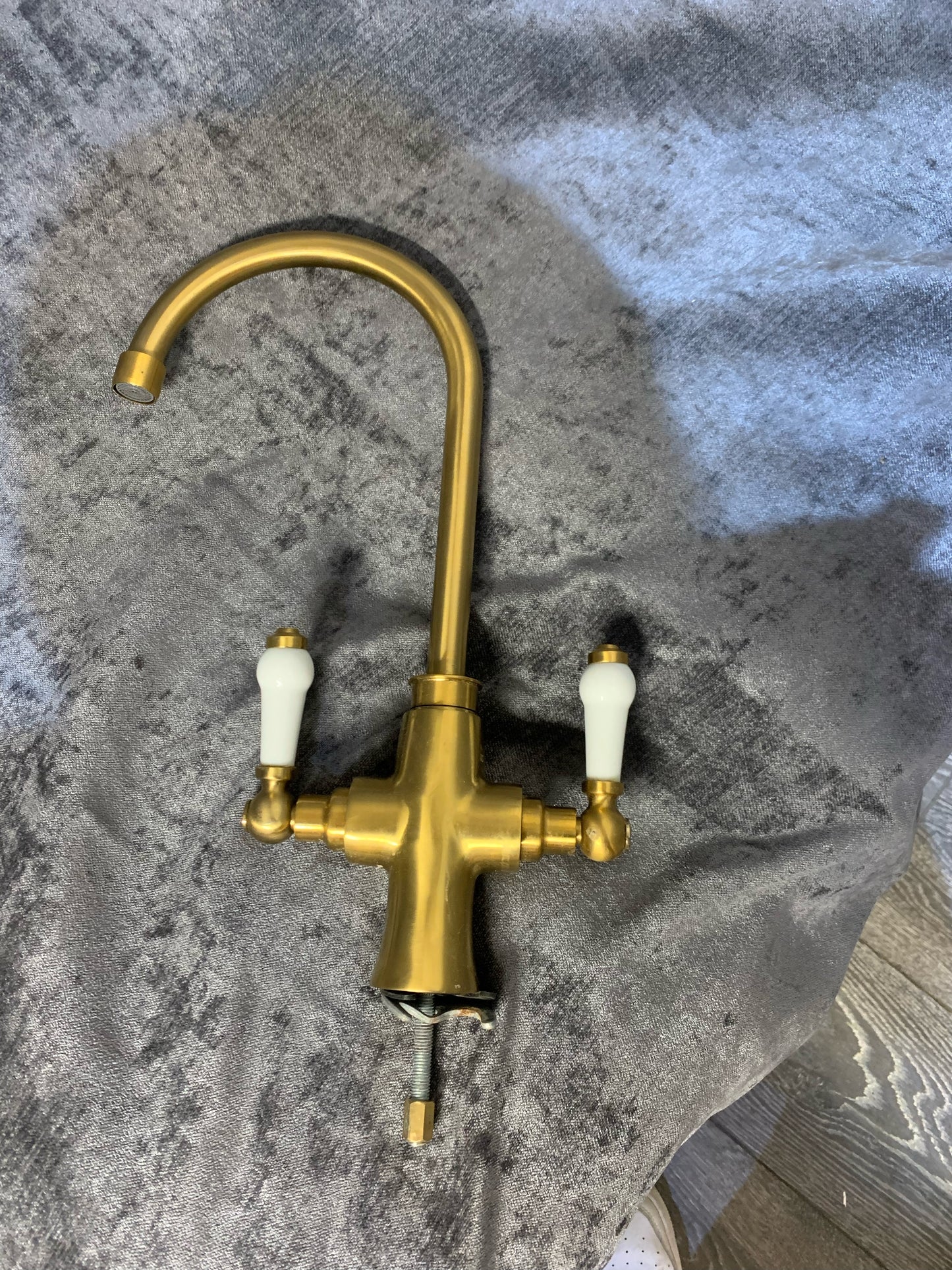 Arezzo Dual-Lever Traditional Kitchen Tap Brushed Brass (S275)