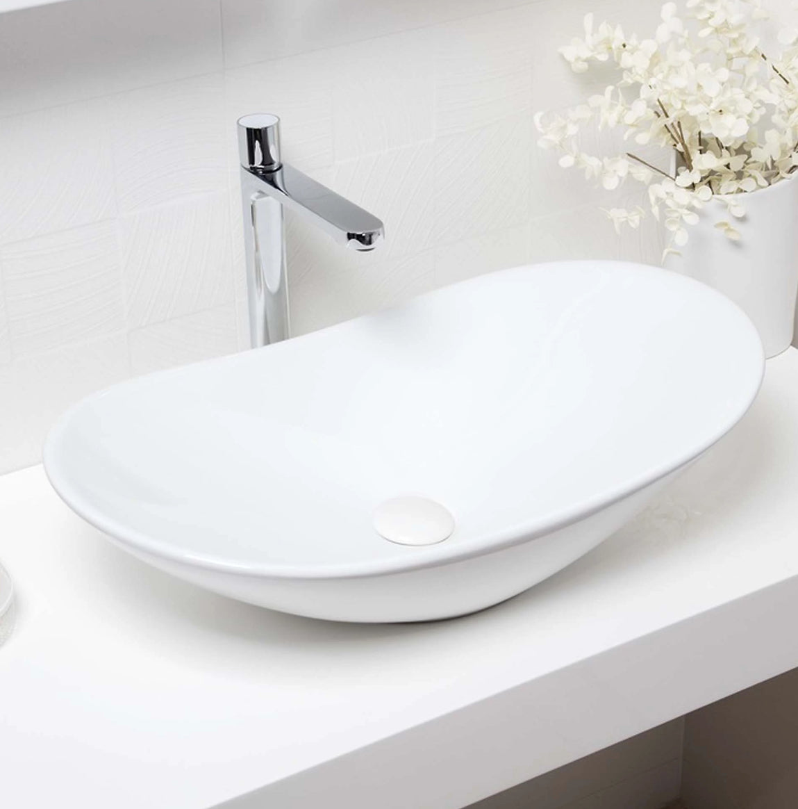 White Ceramic Oval Countertop Bathroom Wash Basin Sink (R93)