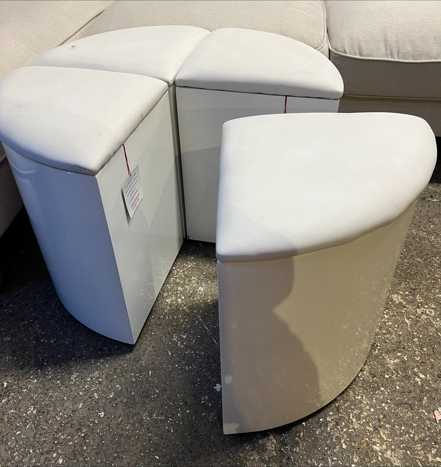 4 Section White Pouf