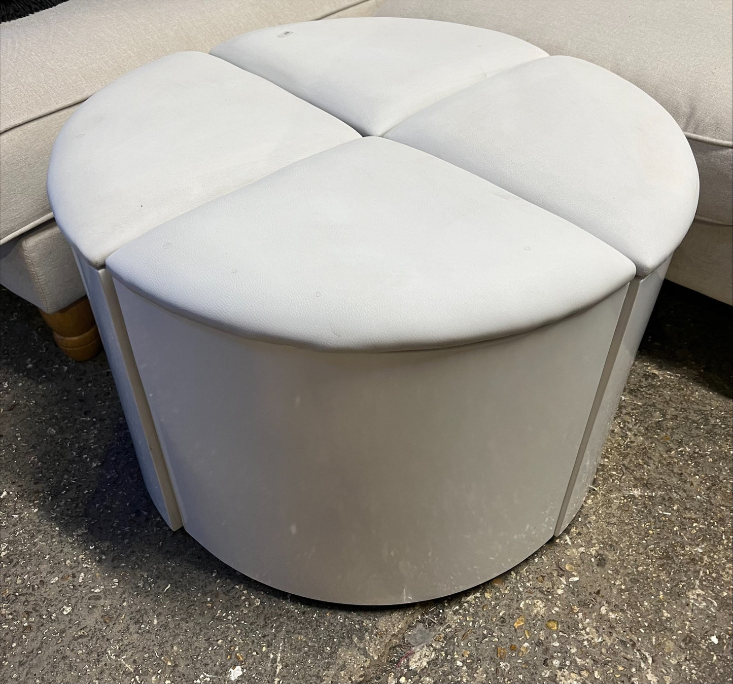 4 Section White Pouf