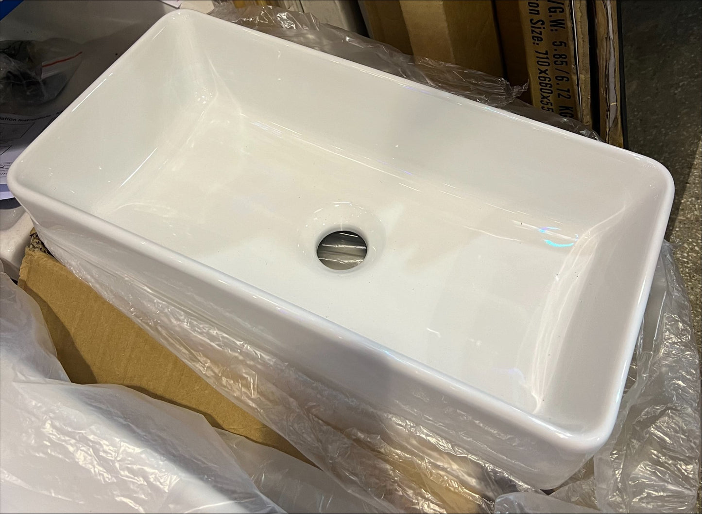 White Sink (R40)