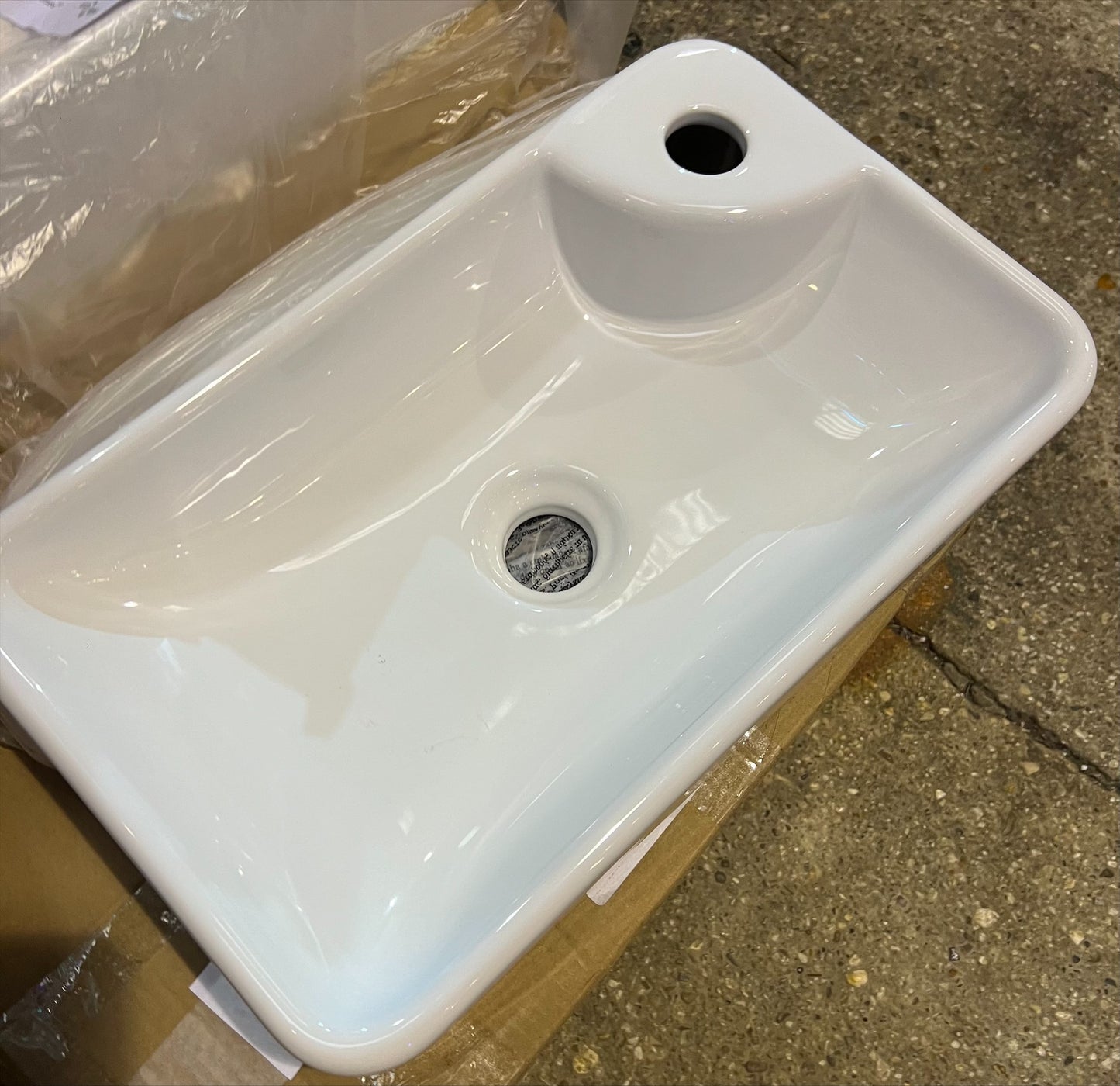 White Rectangle Sink (R37)