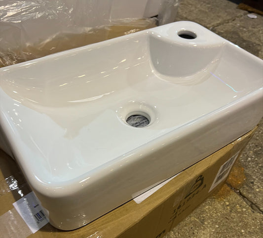 White Rectangle Sink (R37)