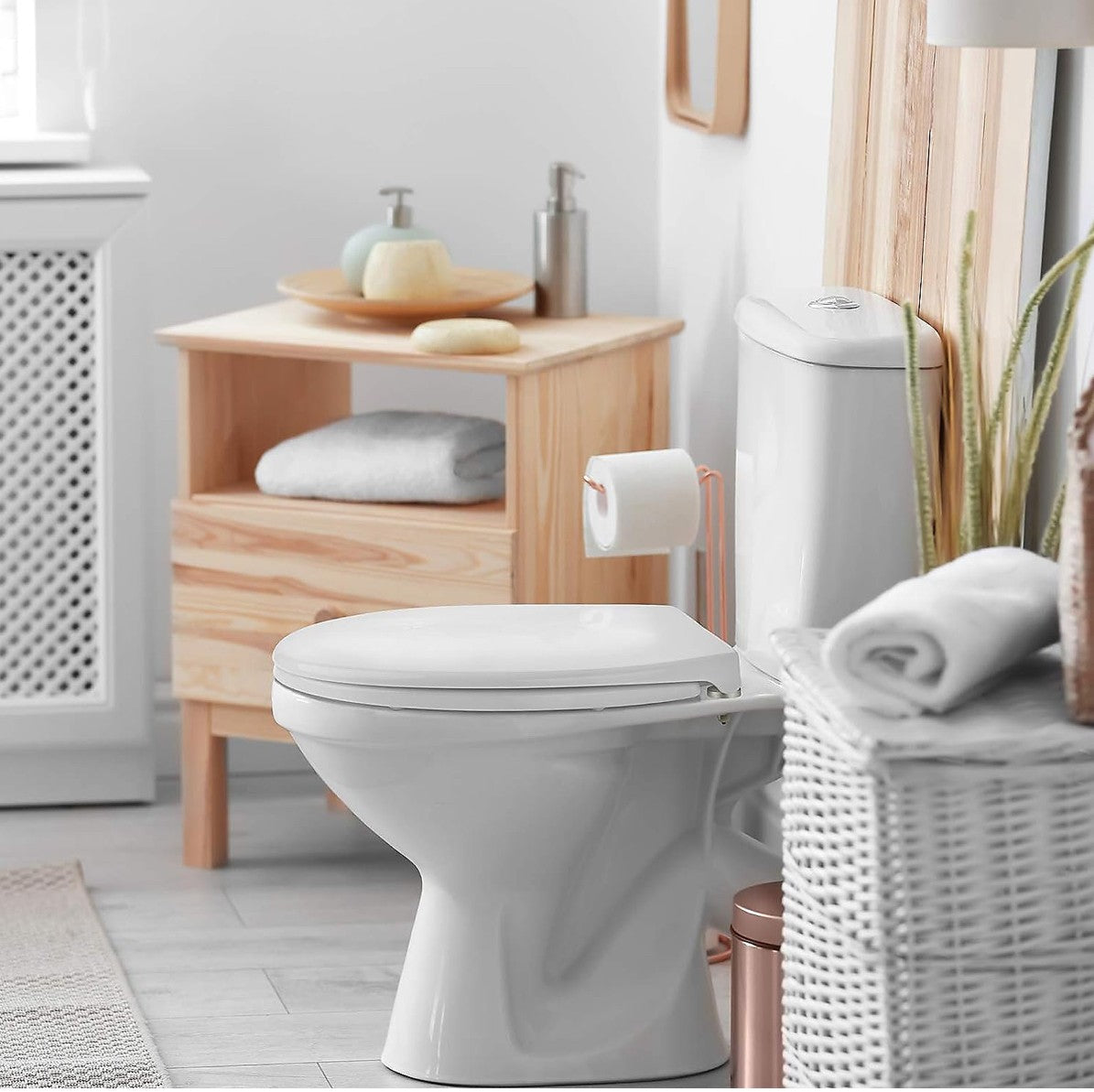 Quick Release Toilet Seat - with Soft Close & Quick Release Hinges (R379) A